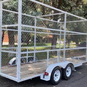 Remolque de Carga Pesada Tipo Jaula de Doble Eje - Estructura Blanca con Malla Perimetral